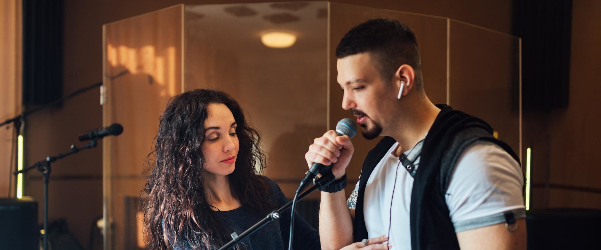 Who is vocal coaches?